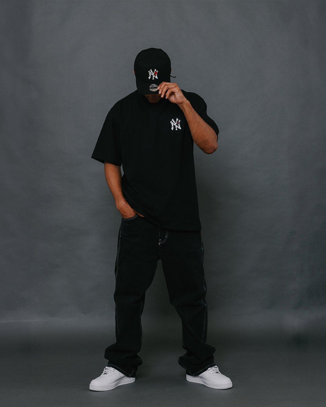 NY City Rose Black New Era Hat Snapback - trainofthoughtcollective