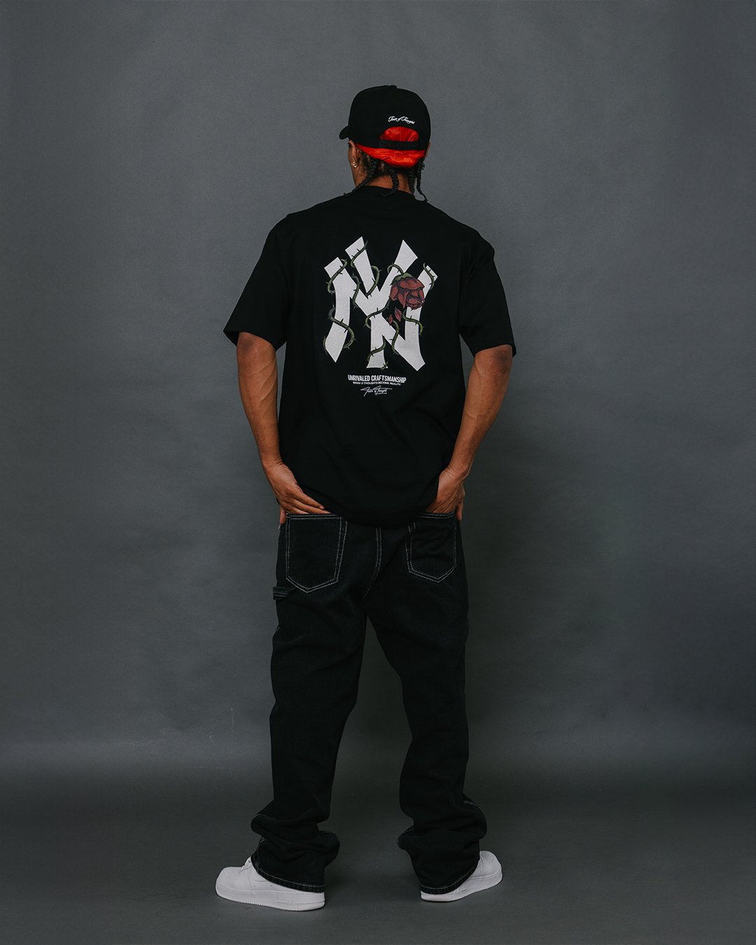 NY City Rose Black Tee - trainofthoughtcollective