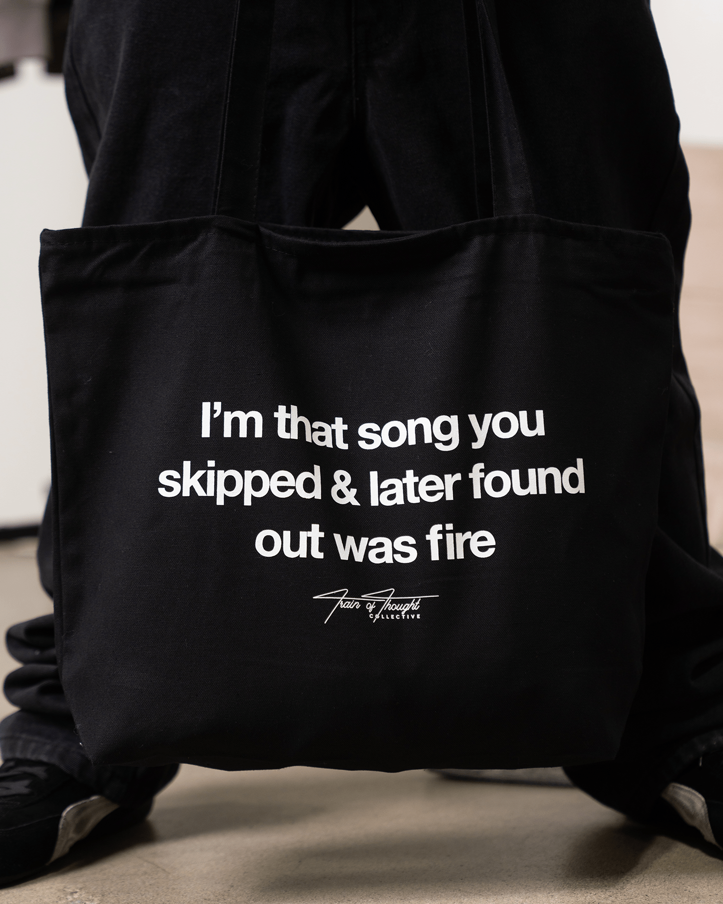 Don't Skip 24L Zippered Tote Bag - trainofthoughtcollective