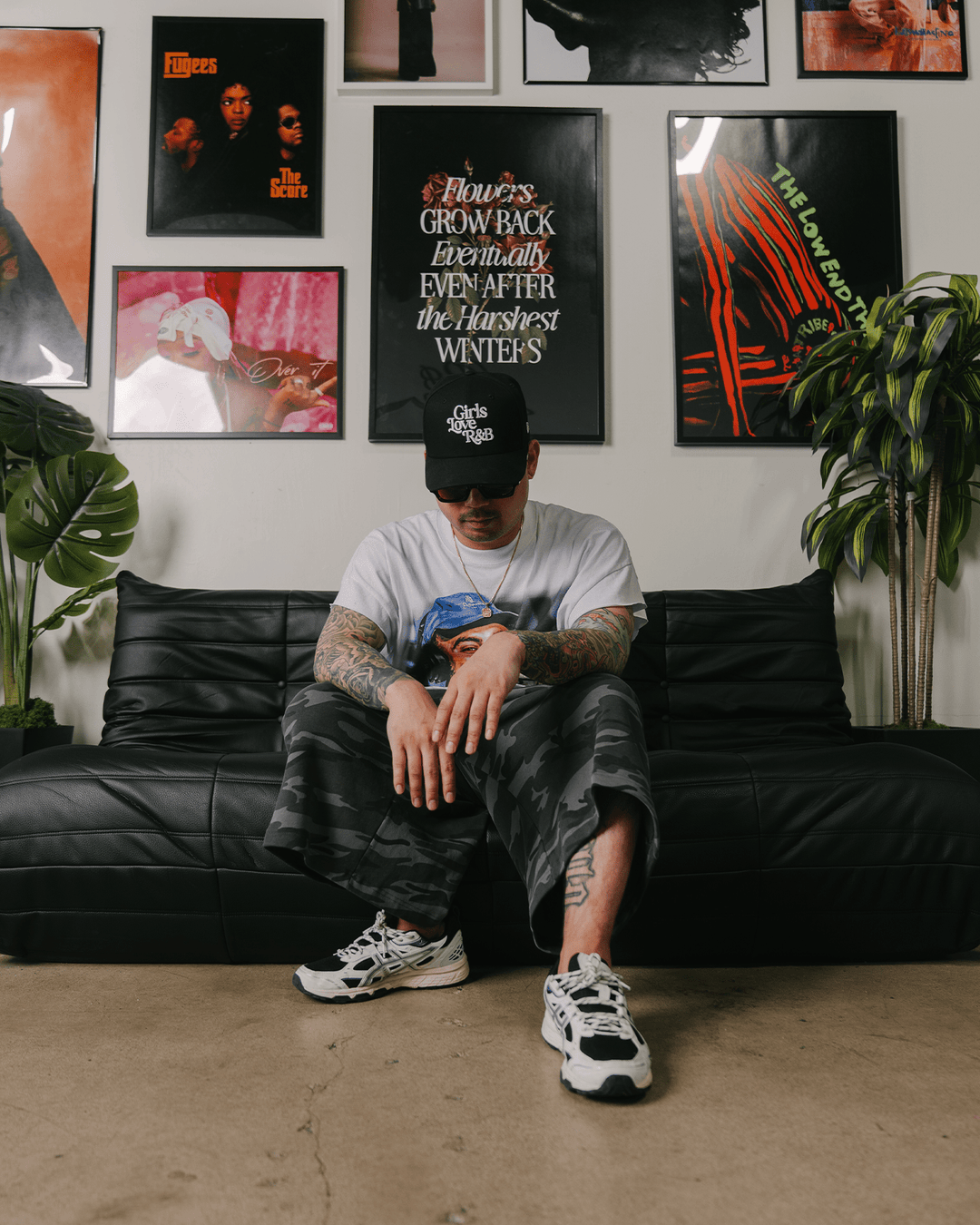 Girls Love R&amp;B | New Era Black Snapback - trainofthoughtcollective
