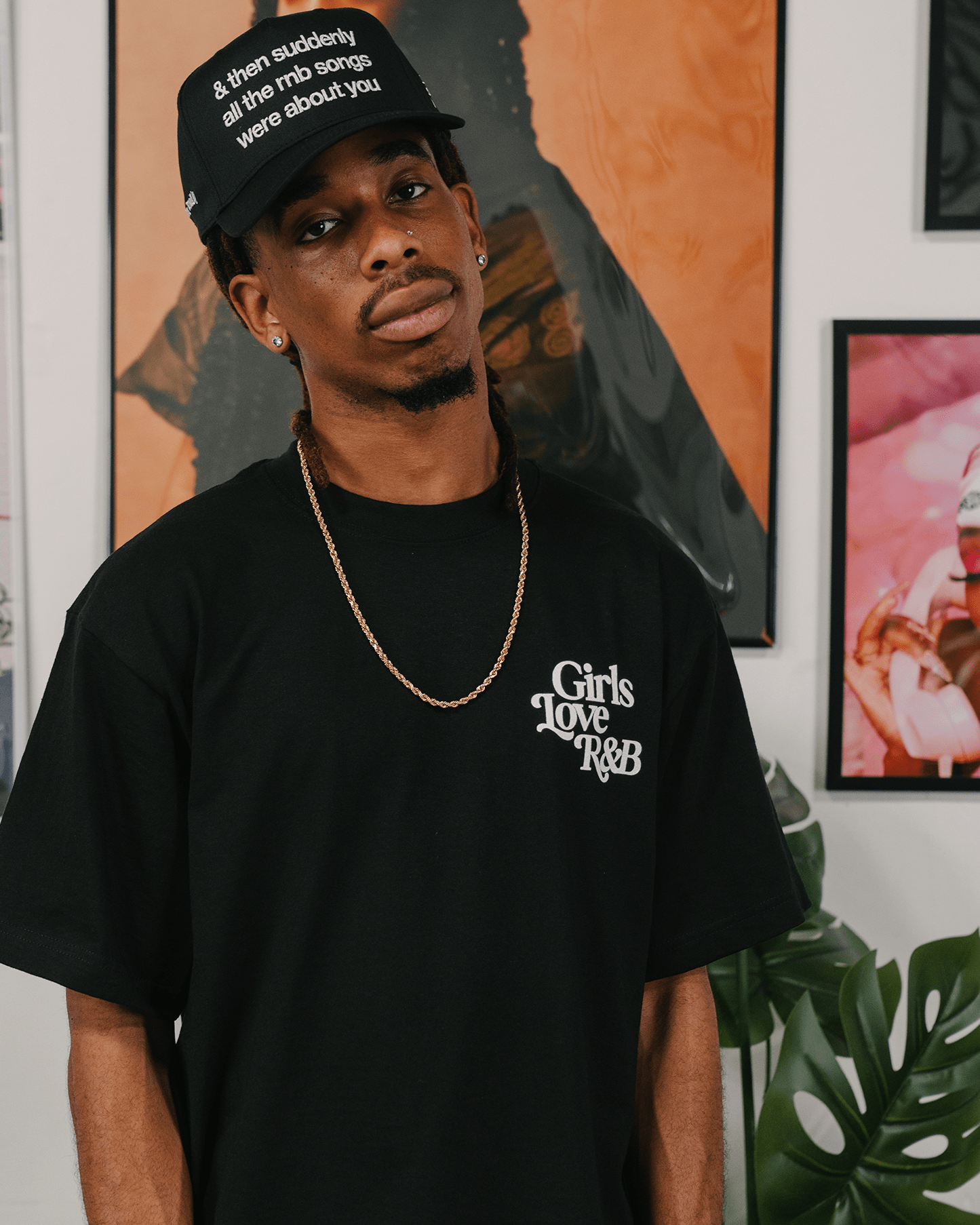Girls Love R&B V1 | Heavyweight Black Graphic Tee - trainofthoughtcollective