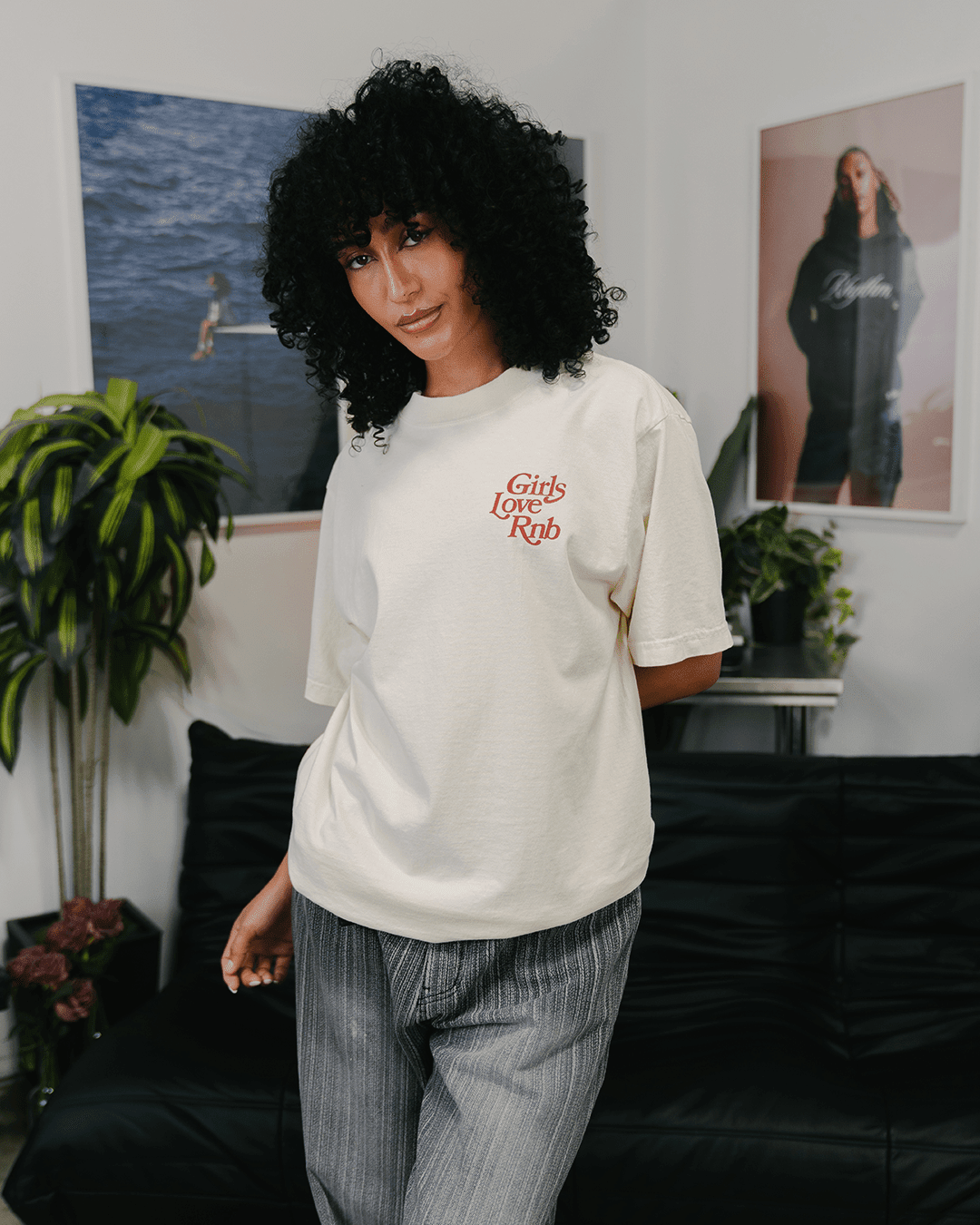 Girls Love Rnb | Oversized Graphic Tee - trainofthoughtcollective 
