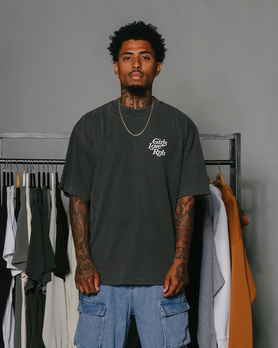 Girls Love Rnb V3 Oversized Shadow Tee – trainofthoughtcollective