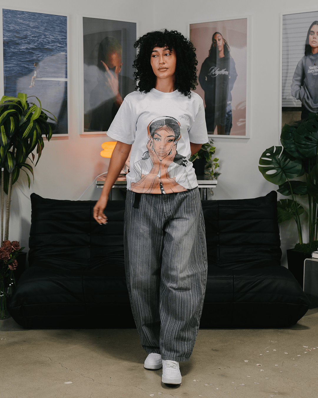 SZA Big Face White Tee - trainofthoughtcollective