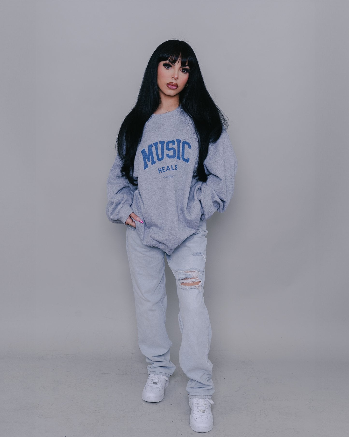 Music Heals Crewneck Grey Sweatshirt - trainofthoughtcollective