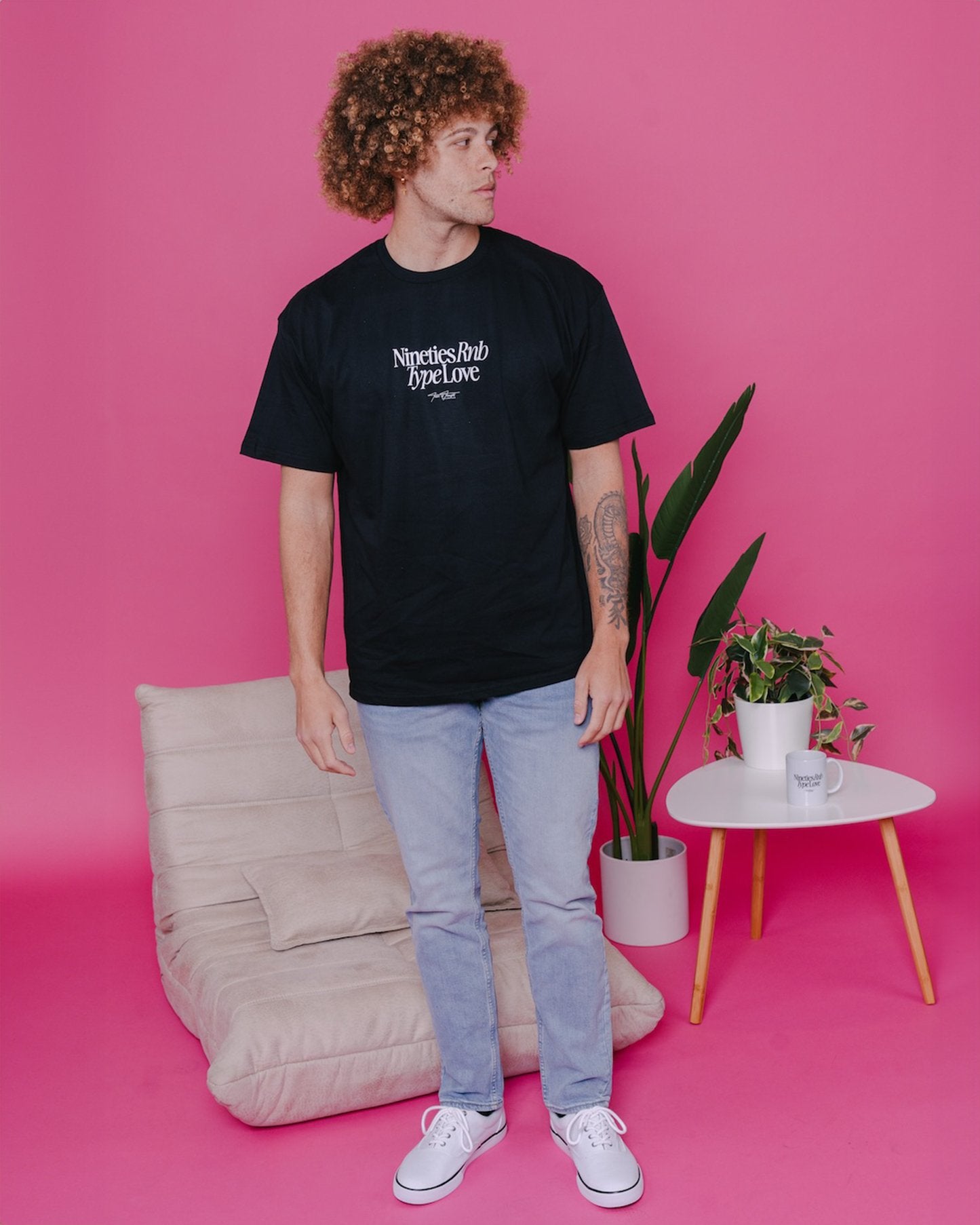 Nineties Rnb Type Love Black Tee – trainofthoughtcollective